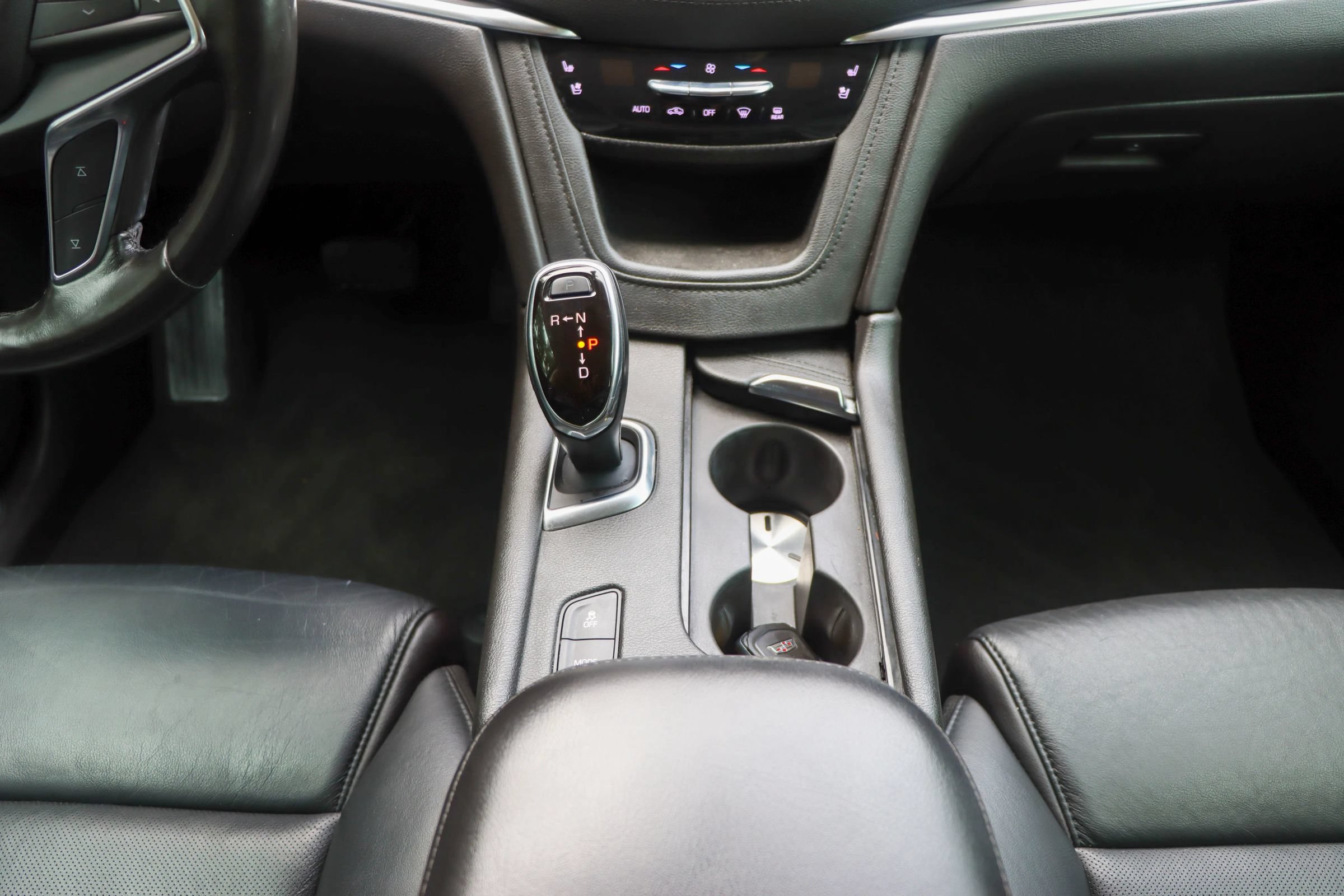 Used 2019 Cadillac XT5 Premium Luxury w/ Driver Assist Package FWD image 27
