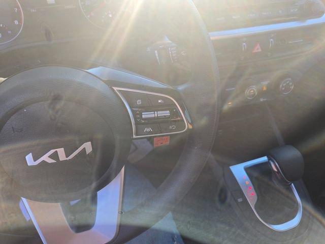 Used 2024 Kia Forte LXS w/ LXS Technology Package FWD image 15