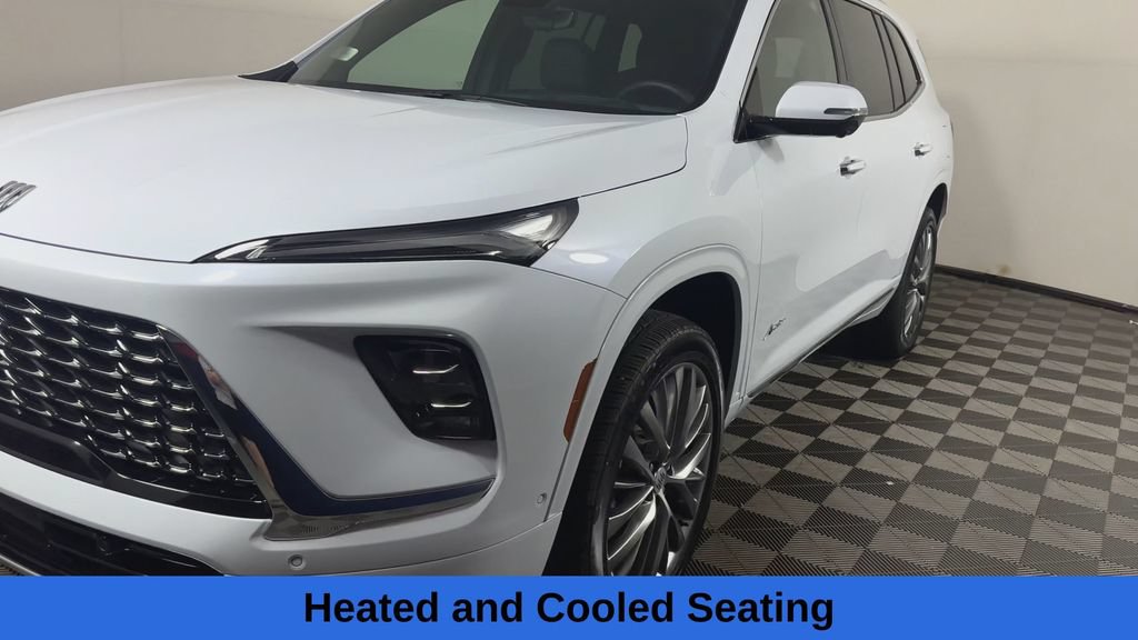 Used 2026 Buick Enclave Avenir w/ Super Cruise Package AWD/4WD image 5