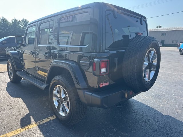 Used 2022 Jeep Wrangler Unlimited Sahara w/ Cold Weather Group image 7
