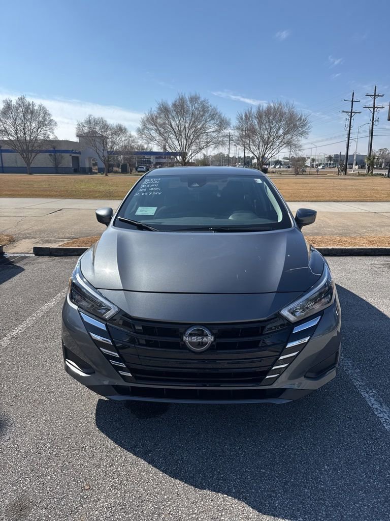 Used 2025 Nissan Versa SV w/ Trunk Package image 2