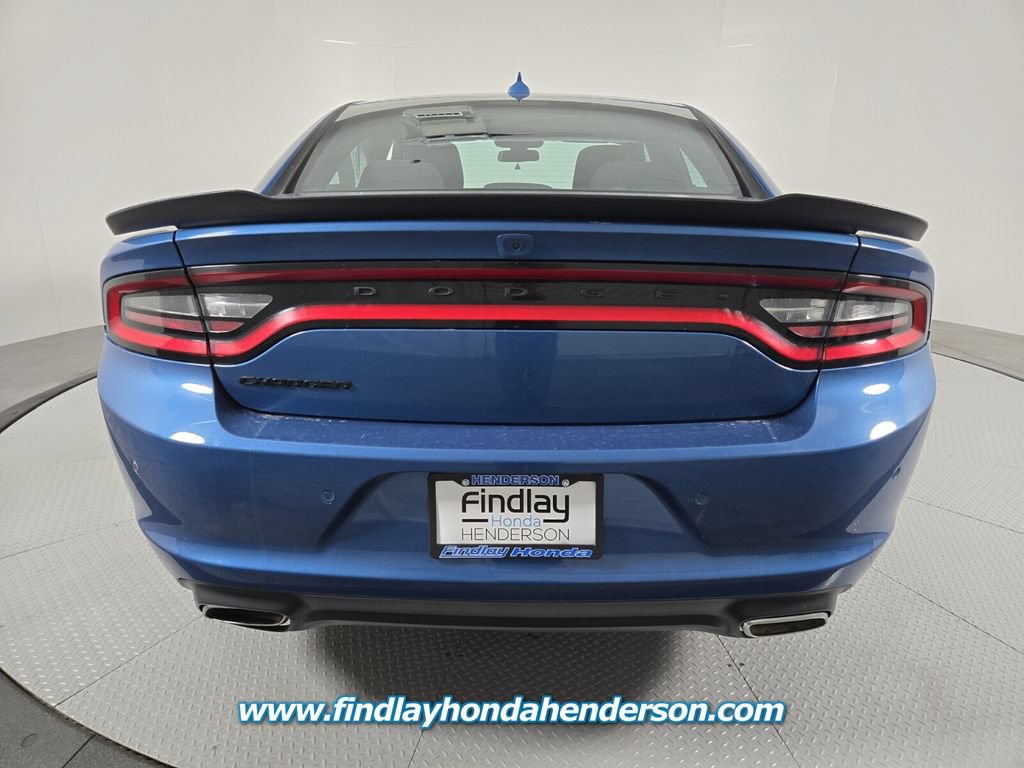 Used 2023 Dodge Charger SXT w/ Blacktop Package RWD image 5