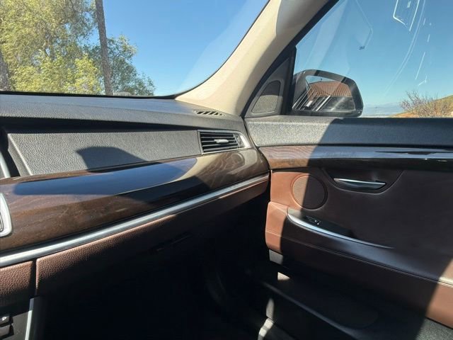 Used 2015 BMW 535i Gran Turismo image 25