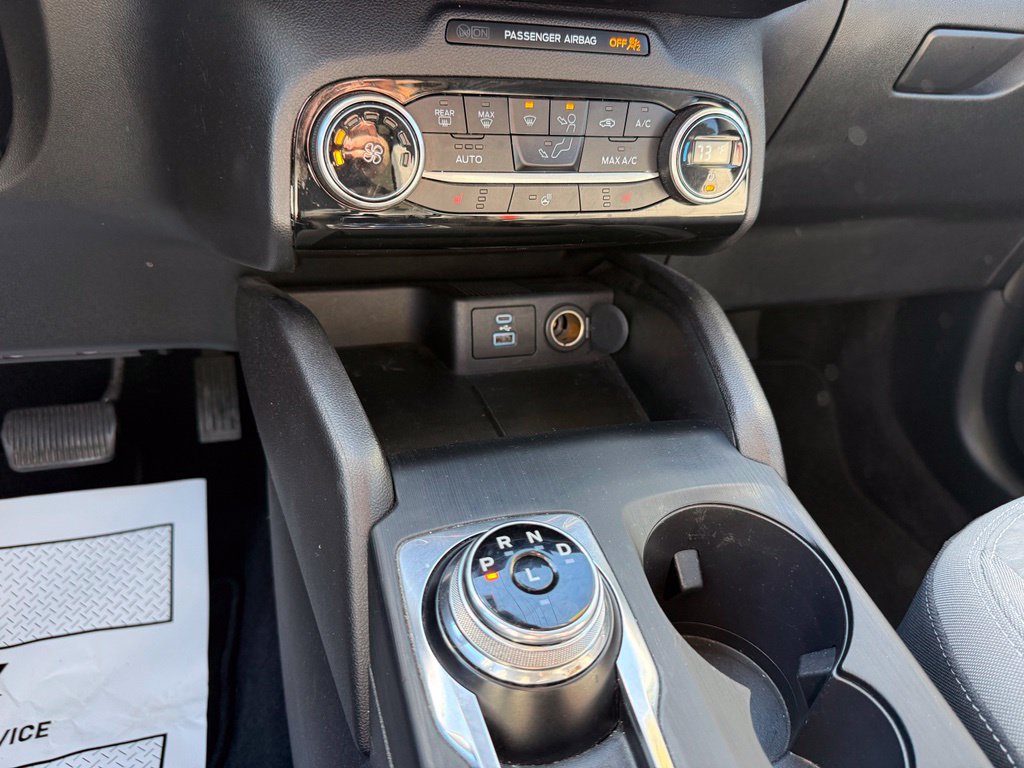 Used 2021 Ford Escape SE w/ SE Sport Appearance Package AWD/4WD image 12