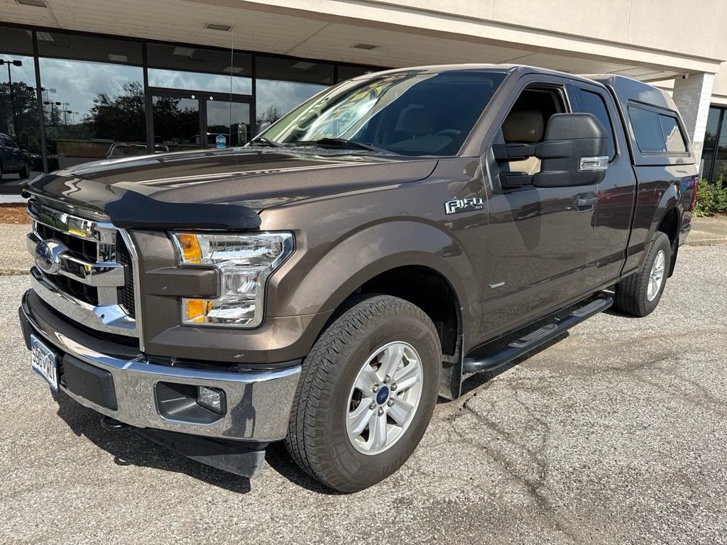 Used 2017 Ford F150 XLT w/ Max Trailer Tow Package AWD/4WD image 8
