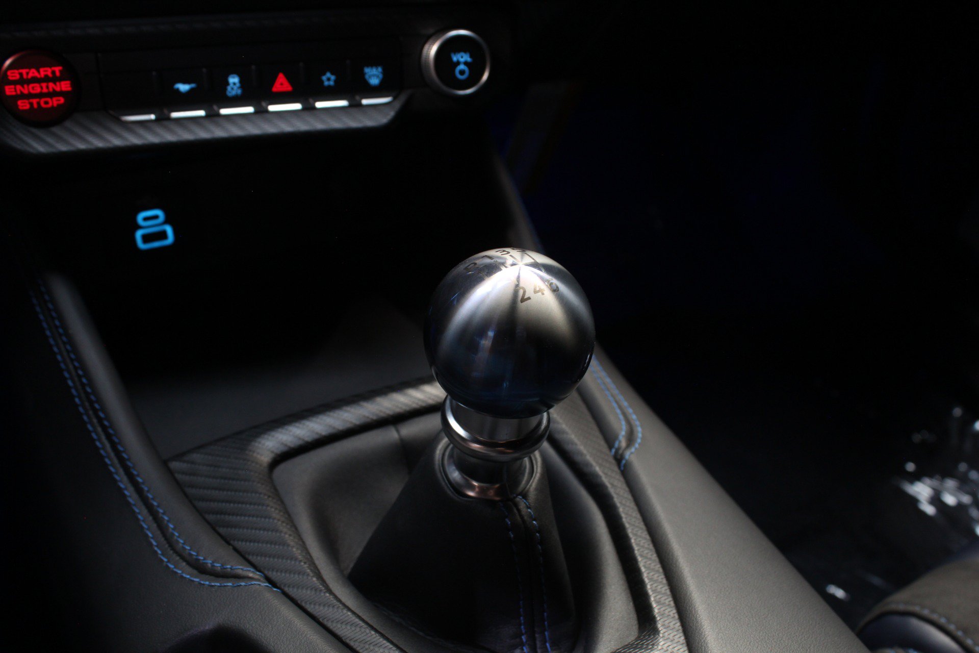 Used 2025 Ford Mustang Dark Horse RWD image 85