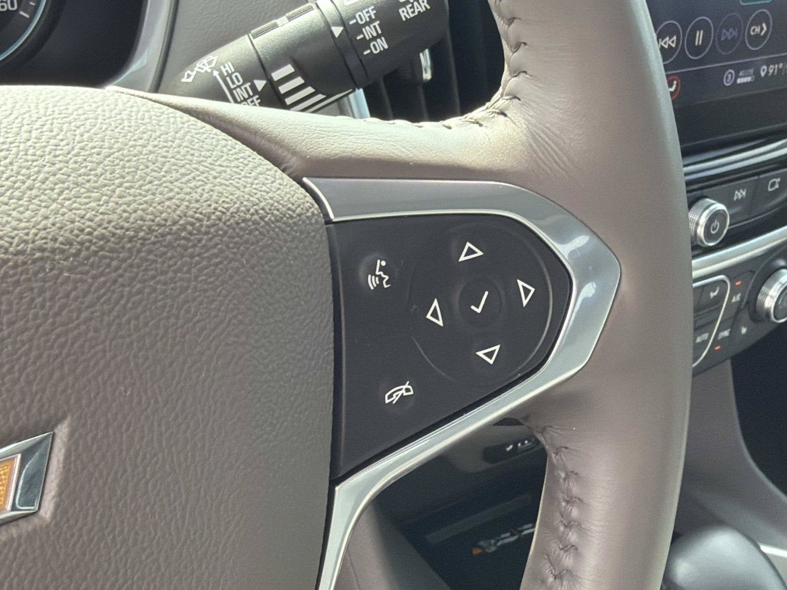 Certified 2021 Chevrolet Traverse Premier FWD image 13