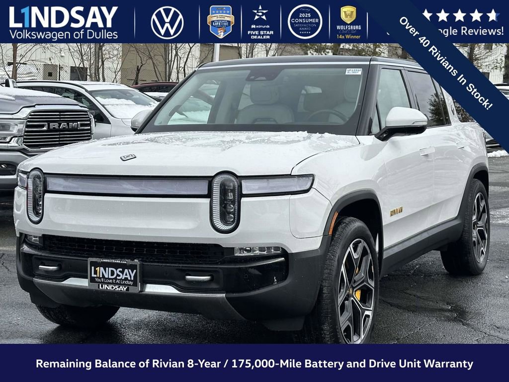Used 2023 Rivian R1S Launch Edition image 2