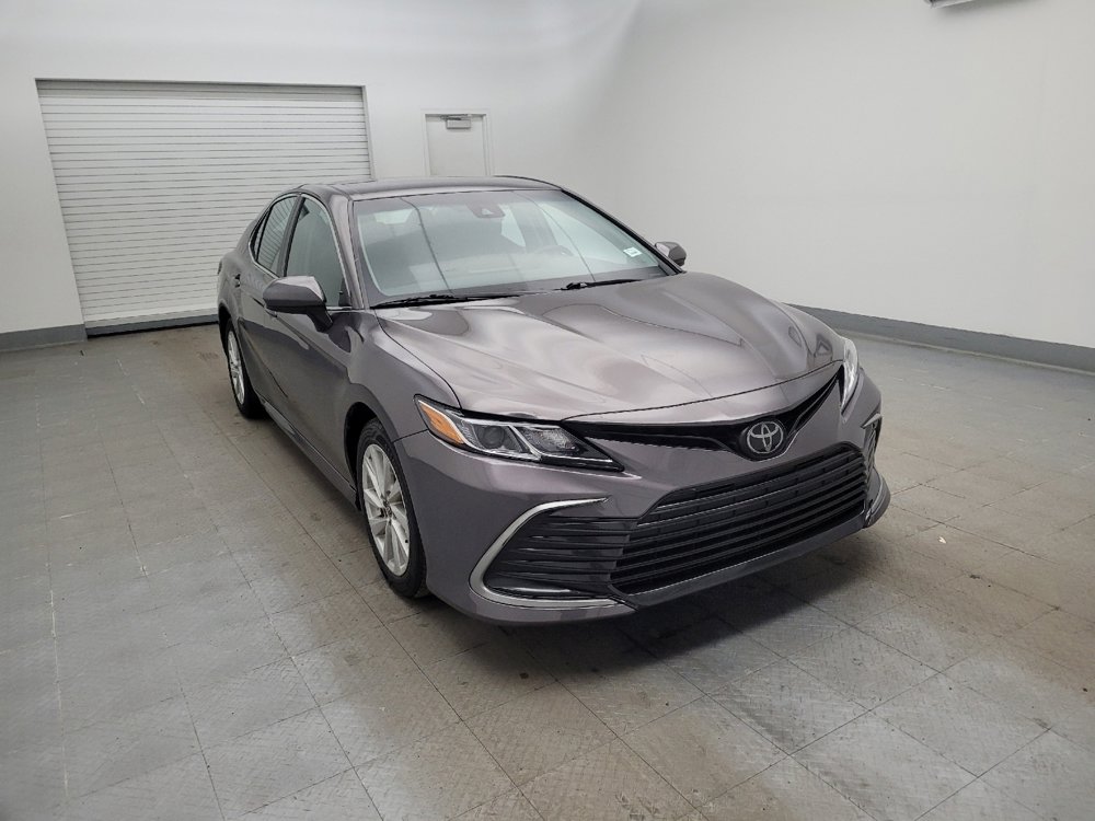 Used 2022 Toyota Camry LE image 13