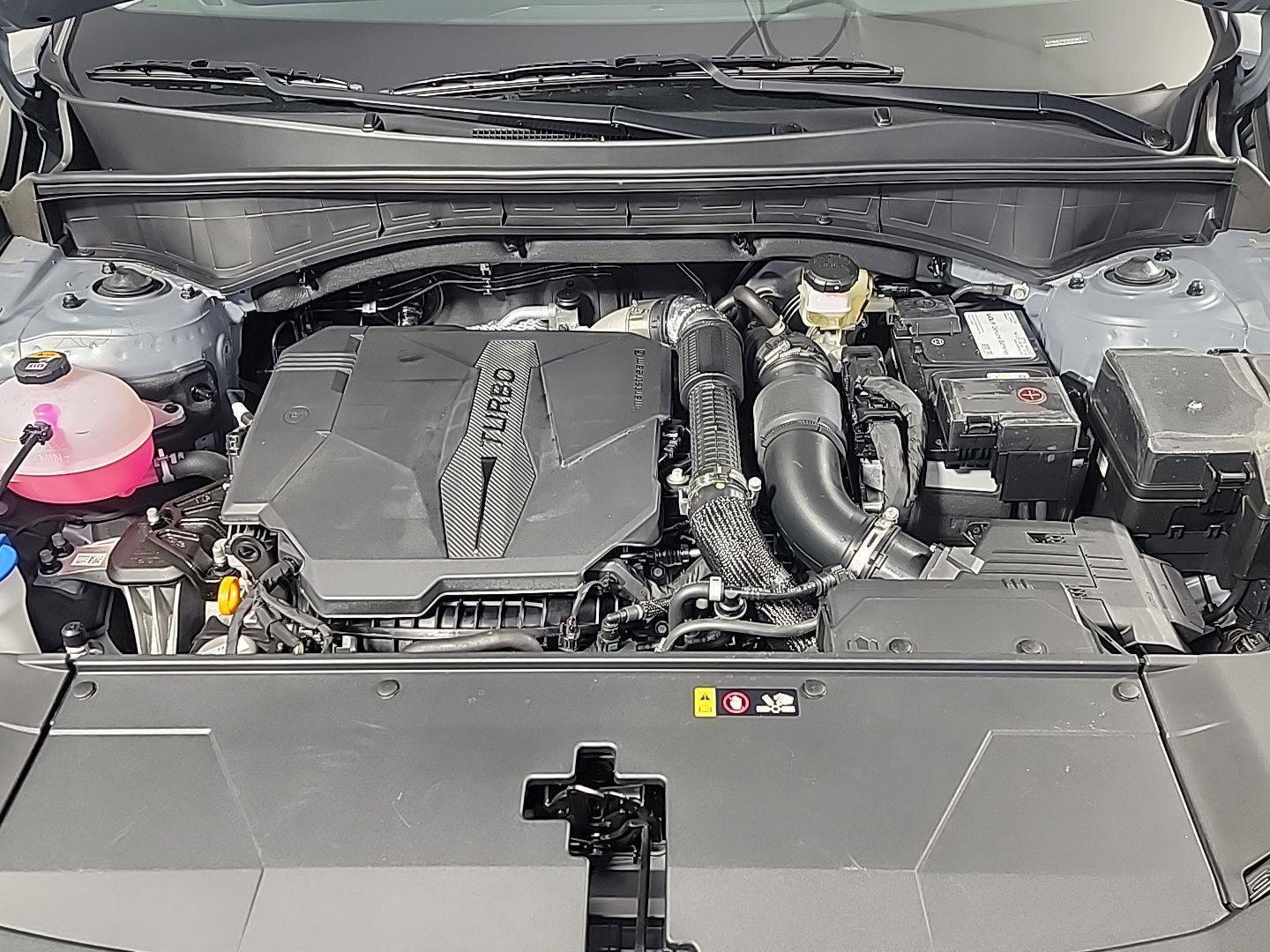 Used 2025 Kia Sorento EX w/ Panoramic Sunroof Package image 16