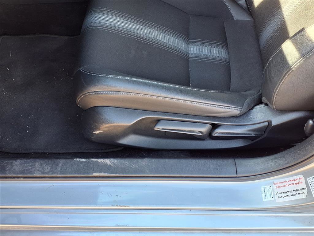 Used 2025 Honda Civic Sport image 16