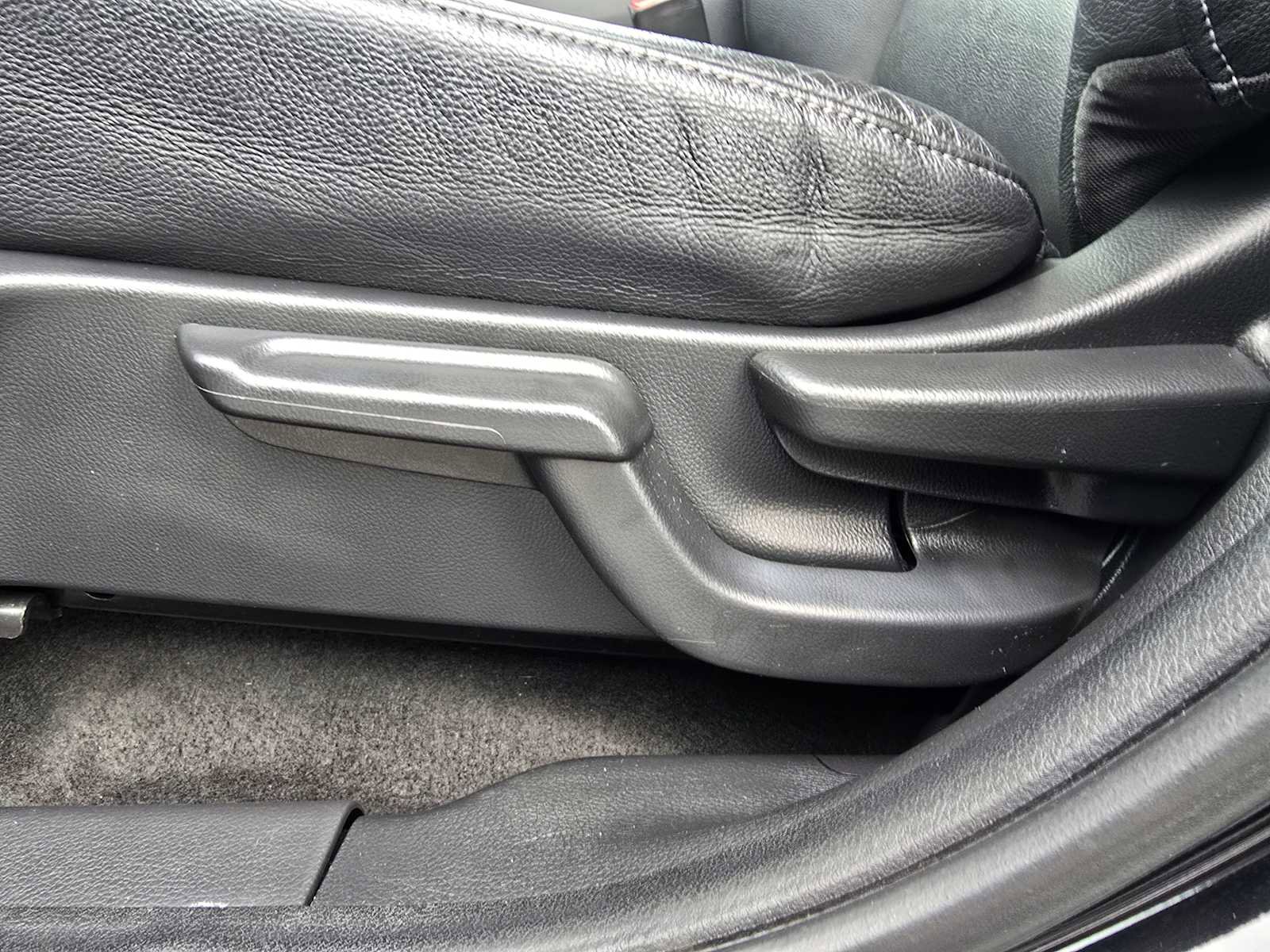 Used 2017 Honda HR-V EX-L image 50