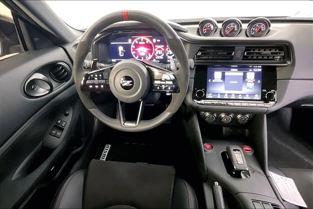 New 2026 Nissan Z NISMO w/ Floor Mat Package image 25
