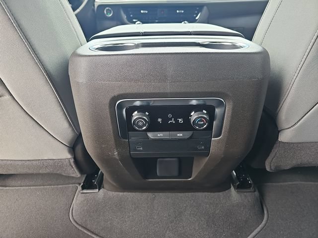 New 2026 Chevrolet Suburban LS w/ Max Trailering Package AWD/4WD image 21