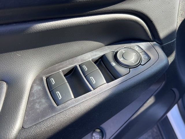 Used 2018 Chevrolet Equinox LT image 27