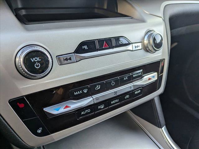 Used 2023 Ford Explorer XLT w/ Equipment Group 202A image 11