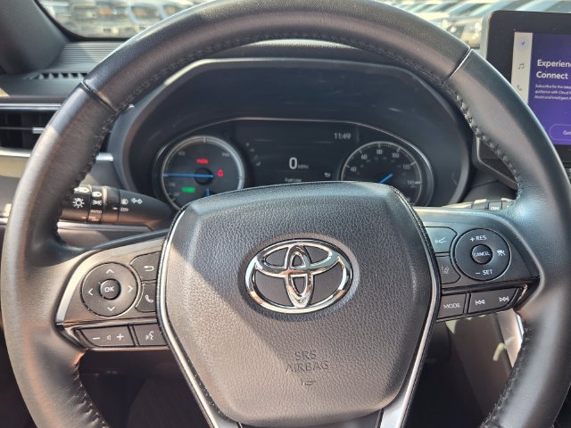 Used 2023 Toyota Venza Nightshade AWD/4WD image 27