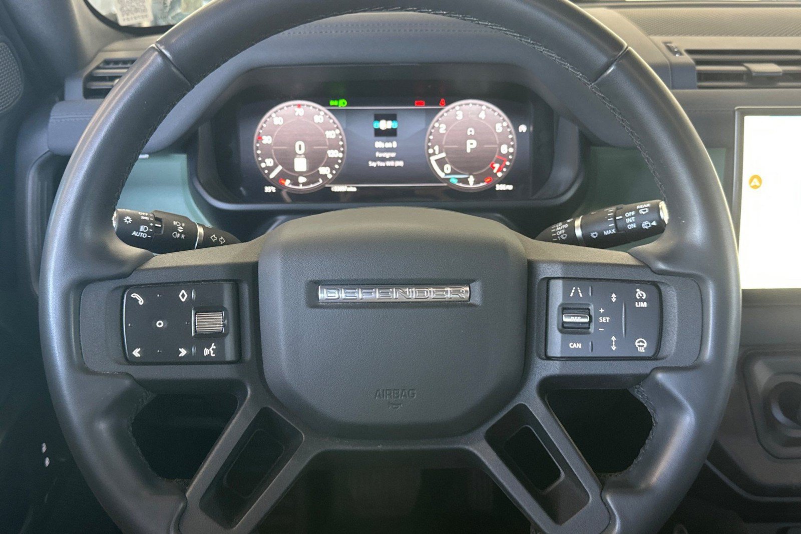 Used 2023 Land Rover Defender 110 75th Limited Edition AWD/4WD image 10