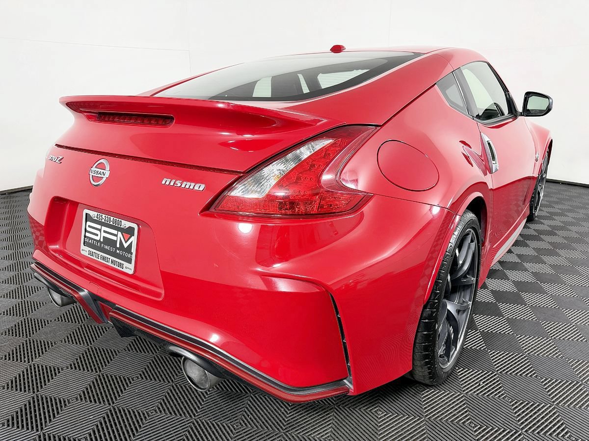 Used 2016 Nissan 370Z NISMO RWD image 9