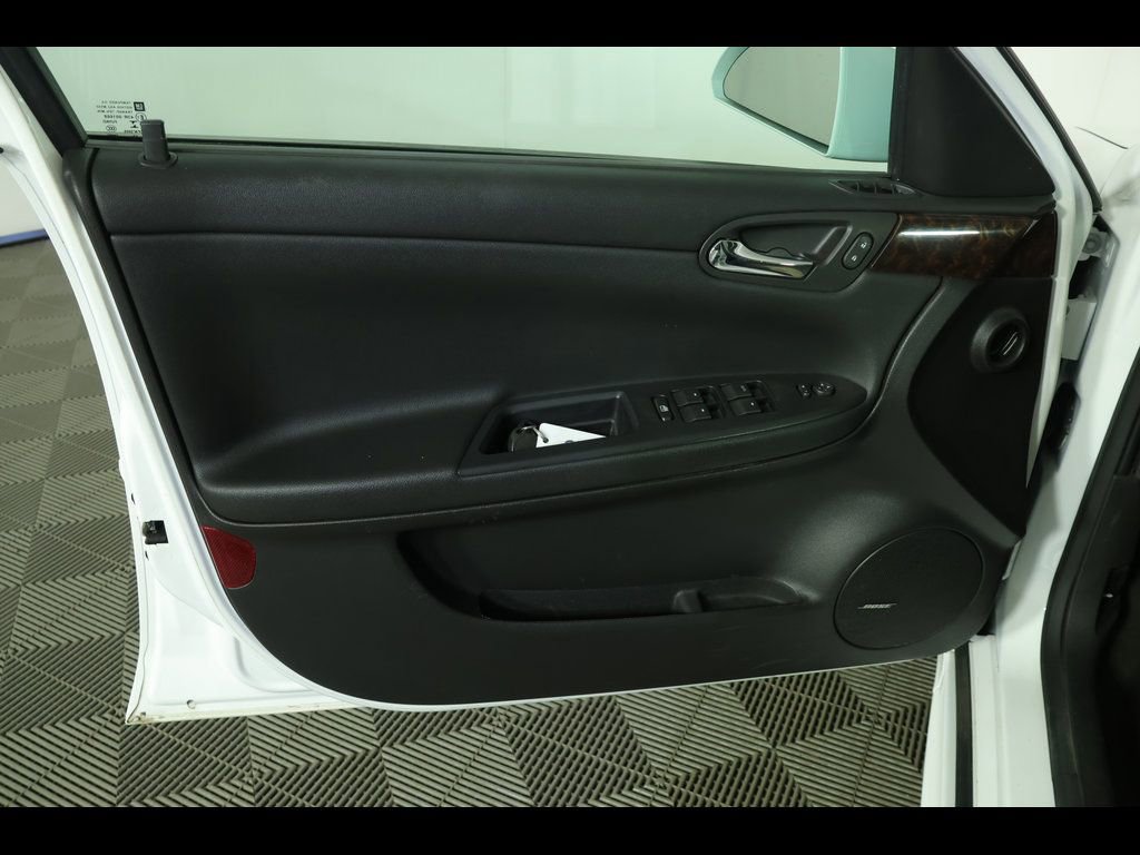 Used 2016 Chevrolet Impala LTZ image 14