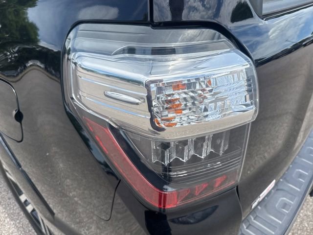 Used 2019 Toyota 4Runner Limited AWD/4WD image 10
