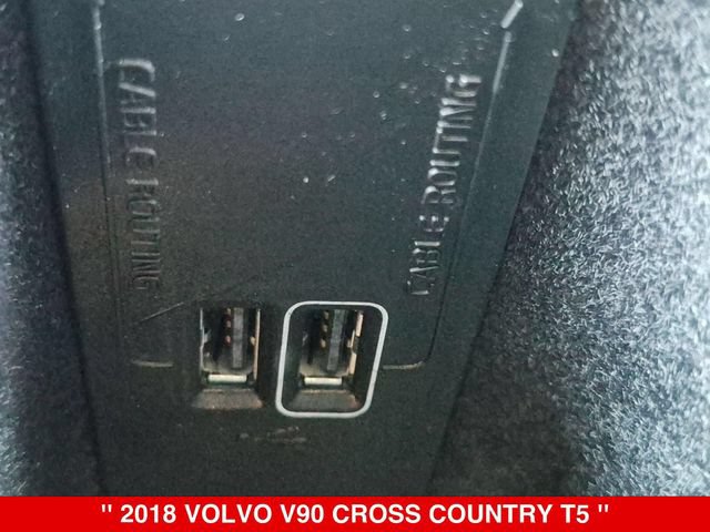 Used 2018 Volvo V90 T5 Cross Country w/ Convenience Package AWD/4WD image 27