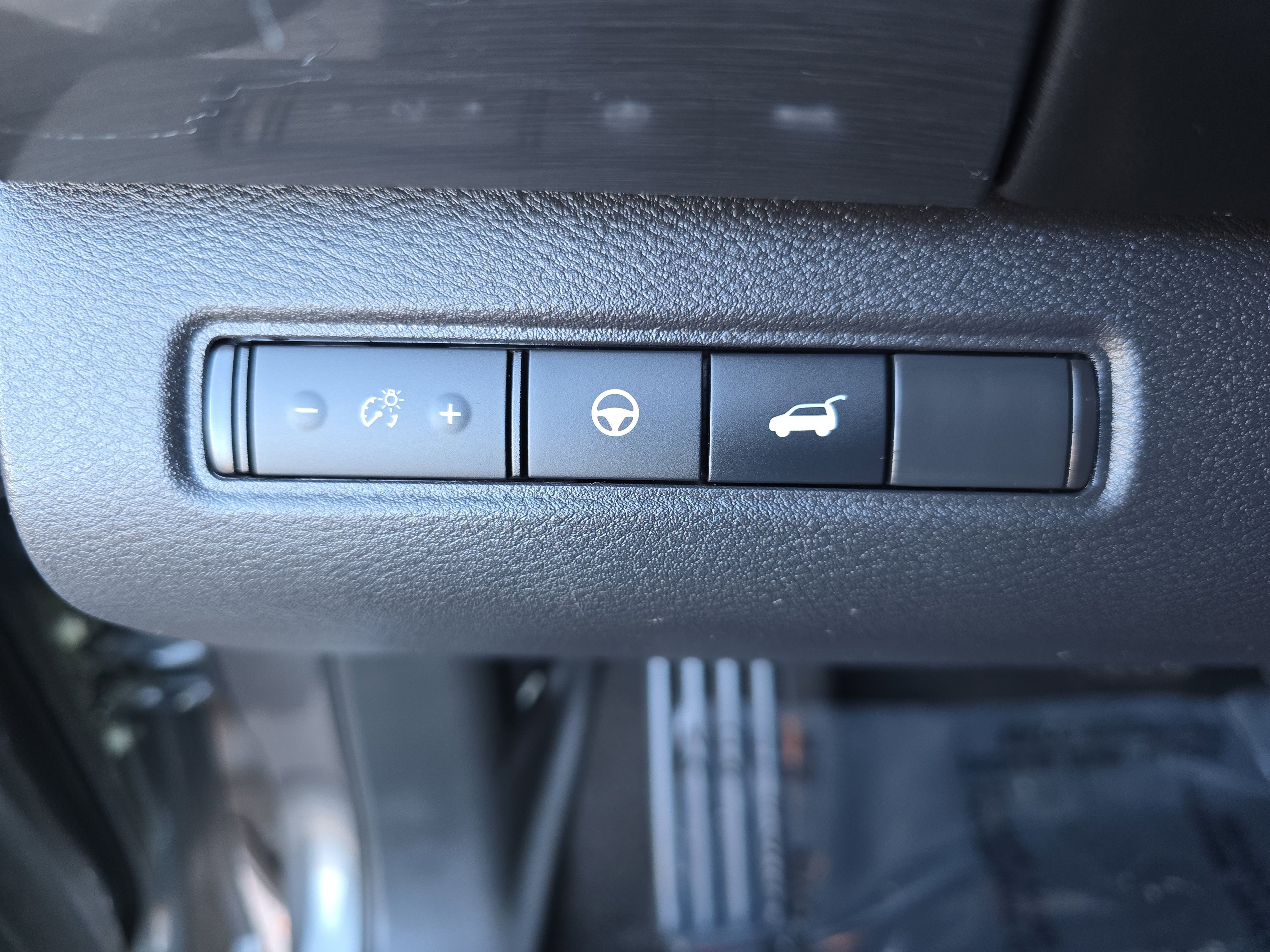 Used 2022 Nissan Pathfinder SL w/ SL Black Package image 28