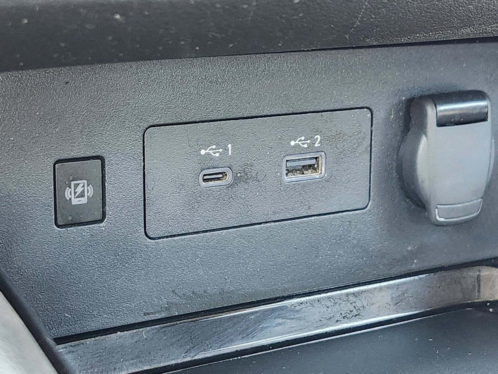 Used 2023 Nissan Altima 2.5 SV w/ SV Premium Package FWD image 29