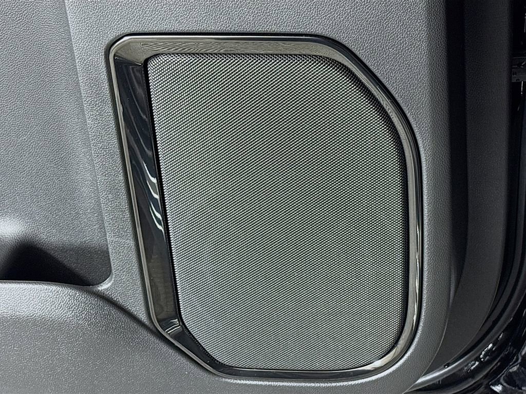 New 2026 GMC Sierra 2500 AT4 w/ AT4 Preferred Package image 26