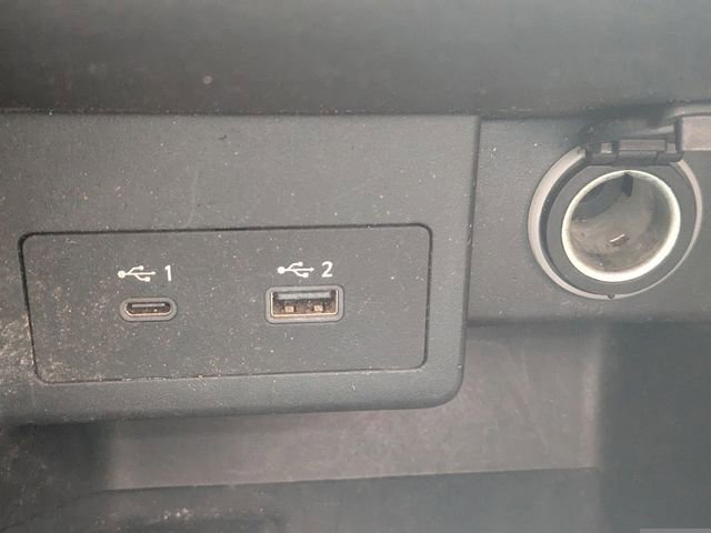 Used 2022 Nissan Kicks SV image 23