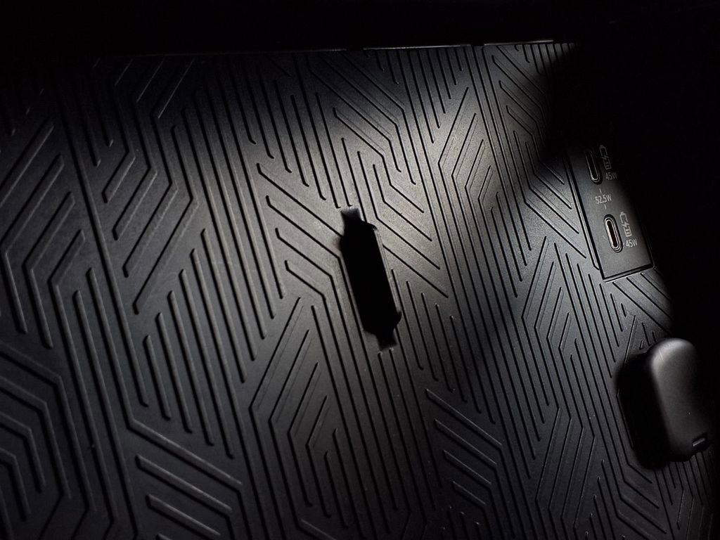 Certified 2025 Toyota Tacoma SR5 image 11