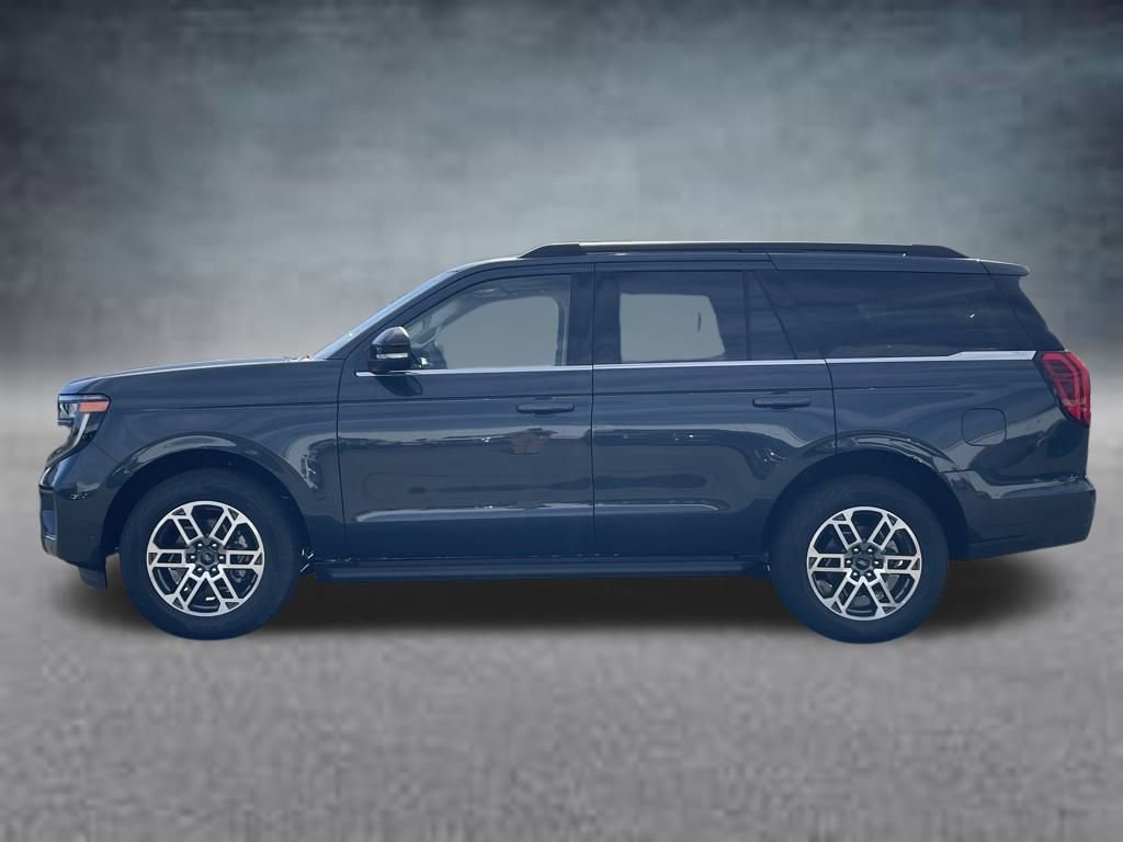 New 2025 Ford Expedition Active image 2