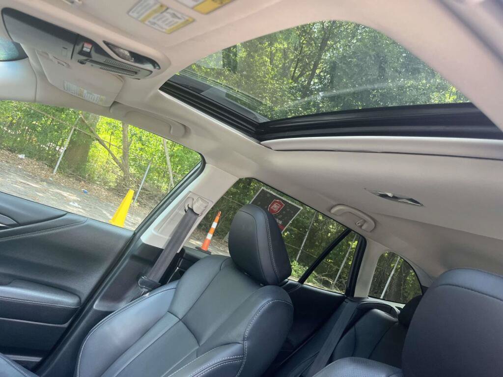 Used 2021 Subaru Outback Limited AWD/4WD image 5