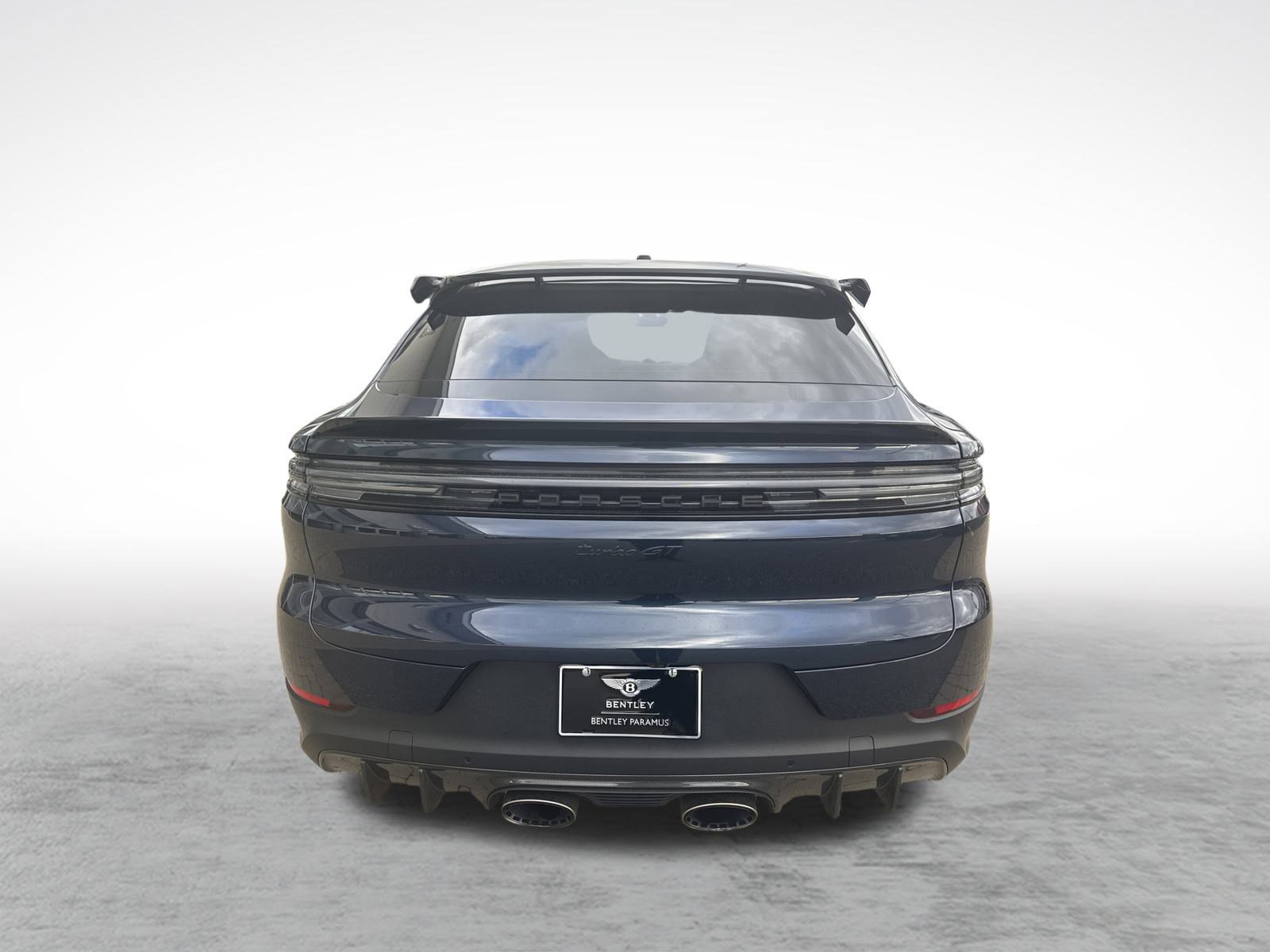 Used 2024 Porsche Cayenne Turbo GT image 8