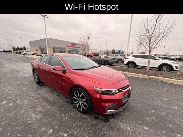 Used 2018 Chevrolet Malibu LT w/ Leather Package image 4