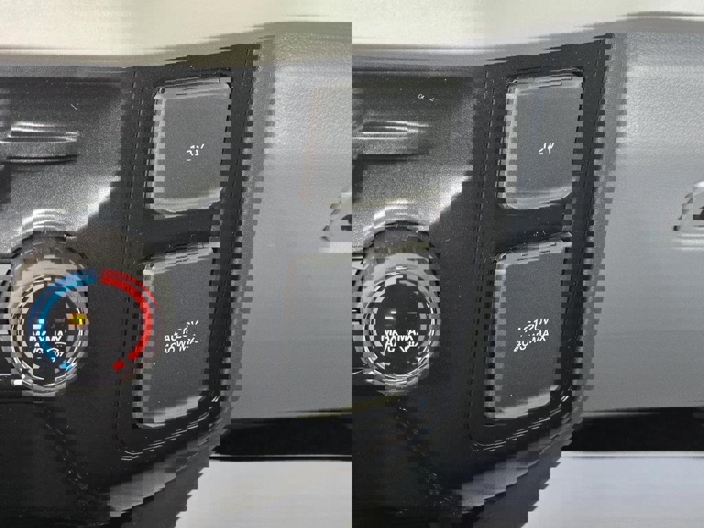 New 2026 Ford F350 XL w/ XL Chrome Package image 17