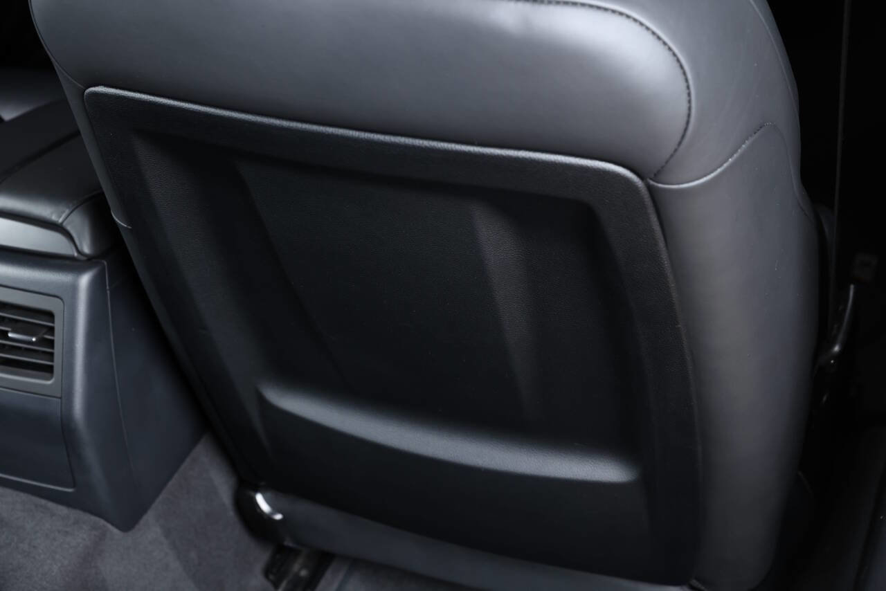 Used 2011 BMW M3 Sedan image 95