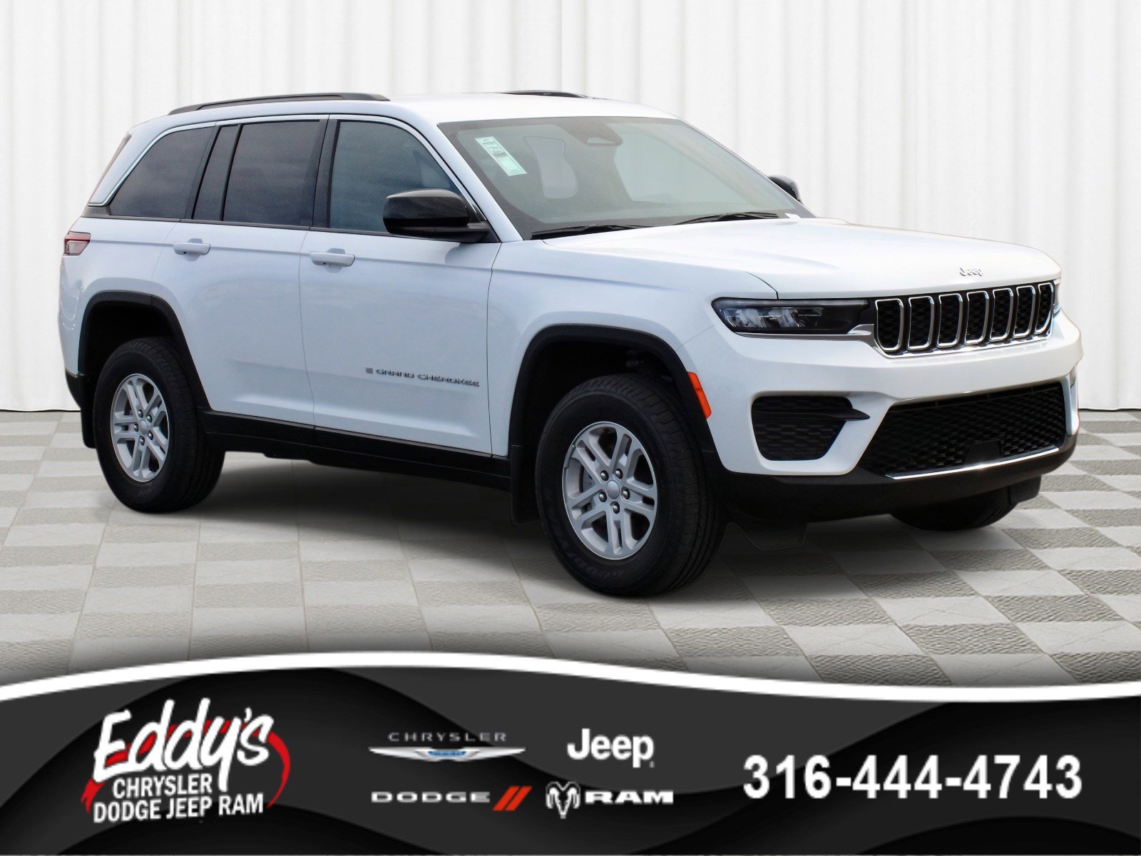 New 2025 Jeep Grand Cherokee Laredo w/ MOPAR Finishing Package image 1