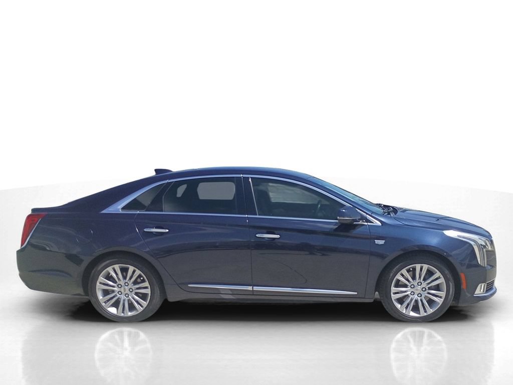 Used 2018 Cadillac XTS Luxury w/ Driver Awareness Package FWD image 4
