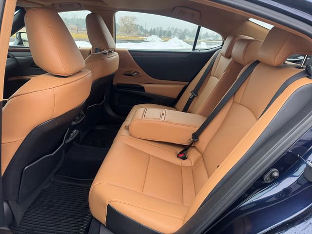 Used 2024 Lexus ES 350 w/ Premium Package image 16