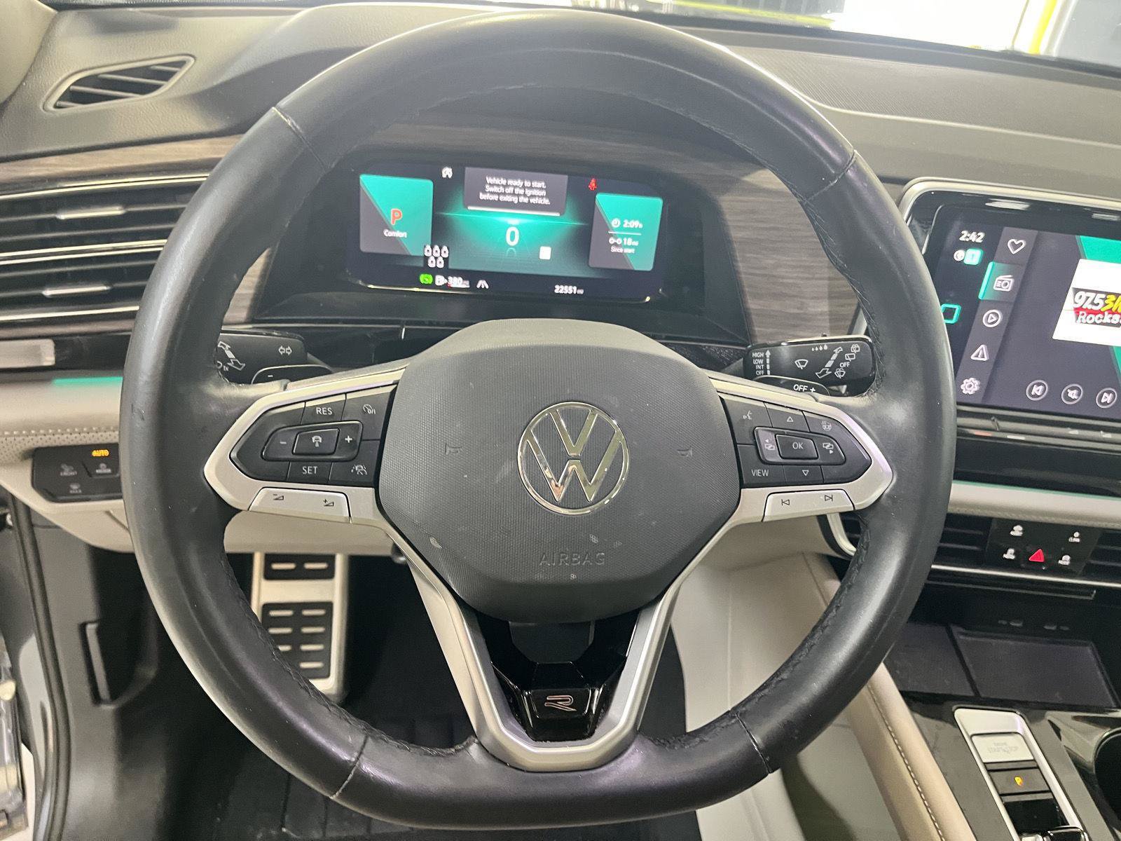 Used 2024 Volkswagen Atlas SEL Premium R-Line AWD/4WD image 17