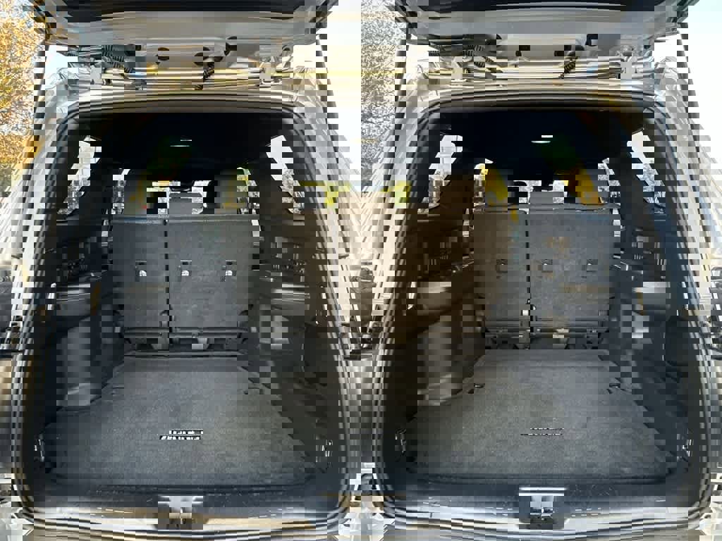 Used 2025 Toyota 4Runner SR5 image 25