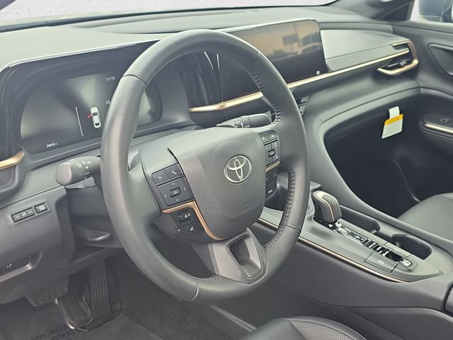 Used 2023 Toyota Crown Platinum AWD/4WD image 15
