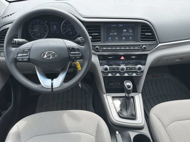 Used 2020 Hyundai Elantra SEL FWD image 20