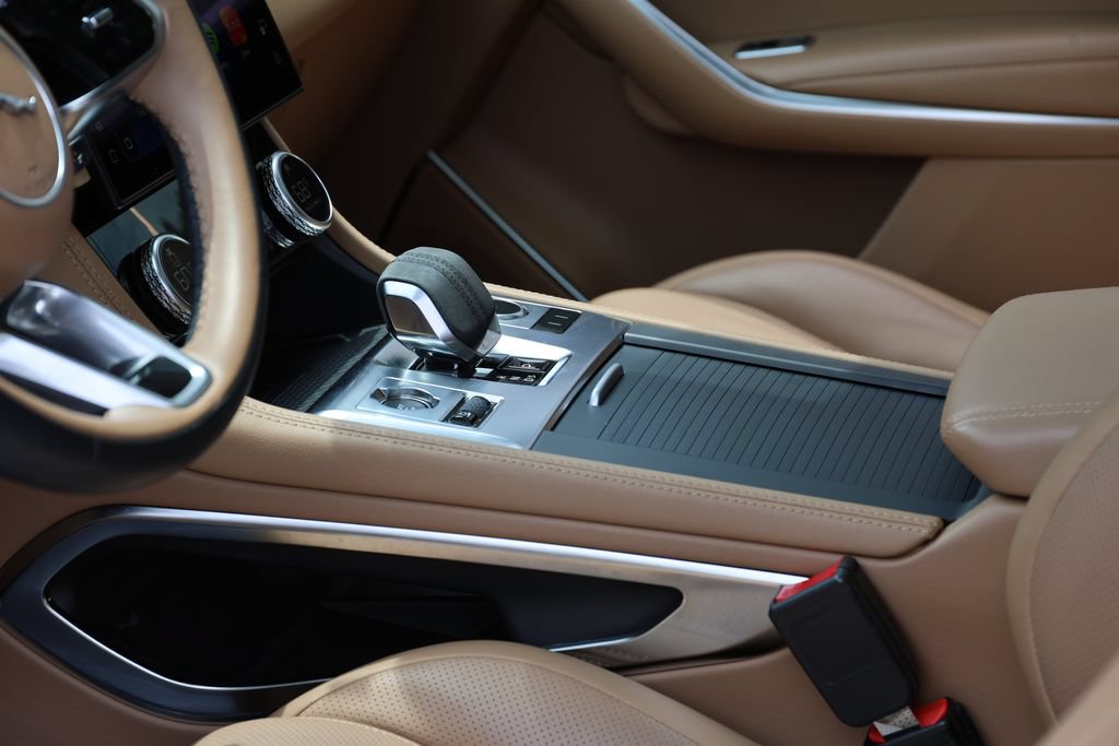 Used 2023 Jaguar F-PACE S AWD/4WD image 16