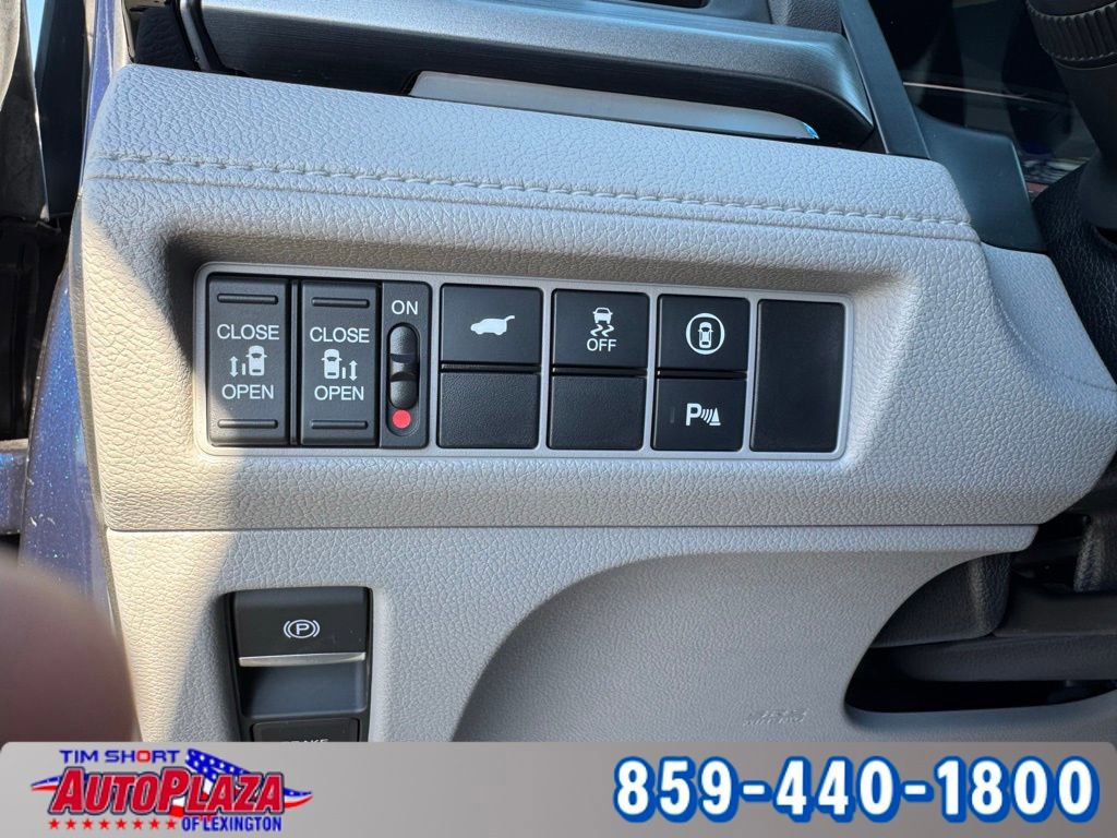 Used 2024 Honda Odyssey Touring image 21