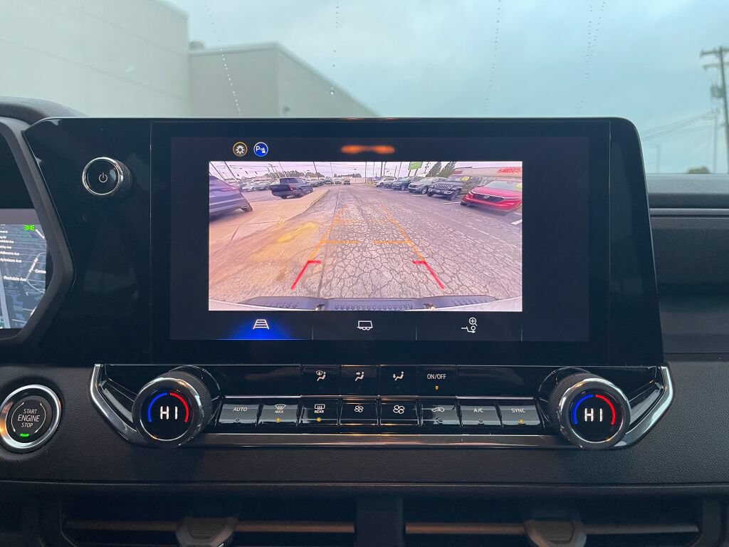 Used 2026 Chevrolet Colorado Trail Boss AWD/4WD image 11