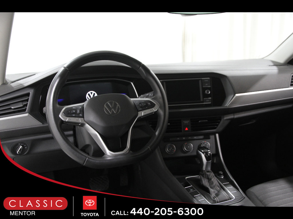 Used 2024 Volkswagen Jetta S image 6