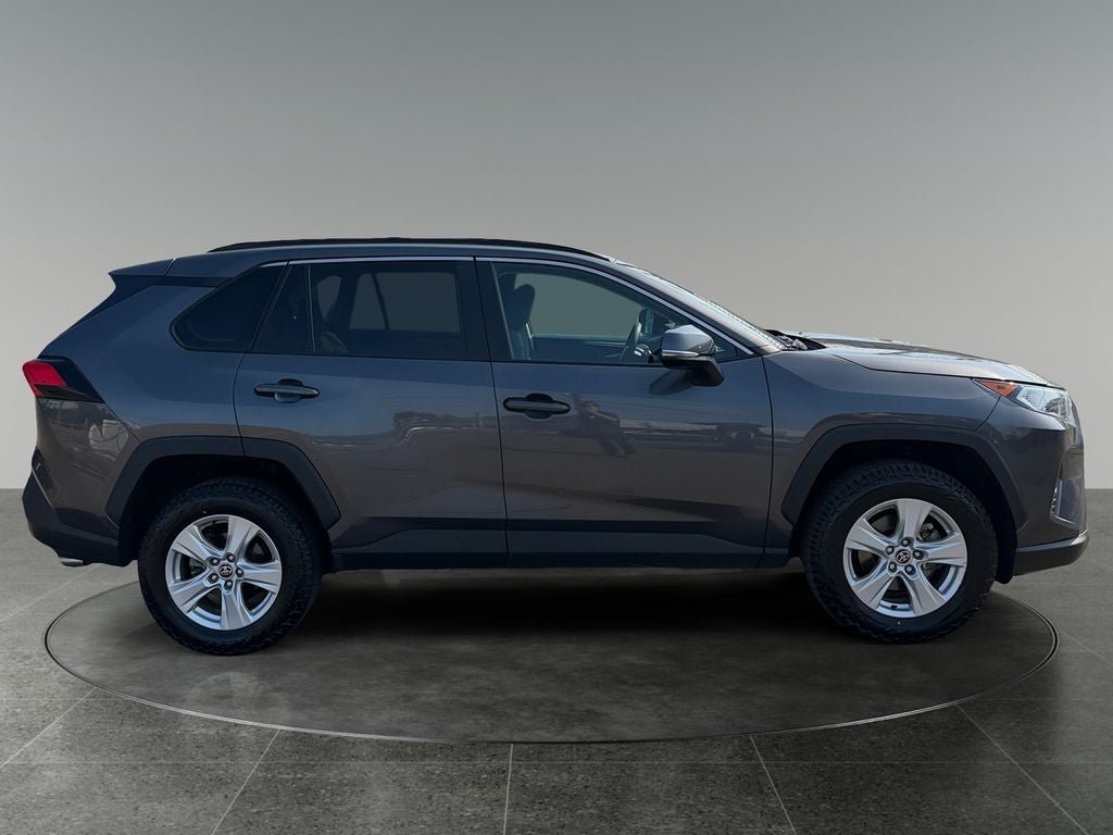 Used 2021 Toyota RAV4 XLE AWD/4WD image 10
