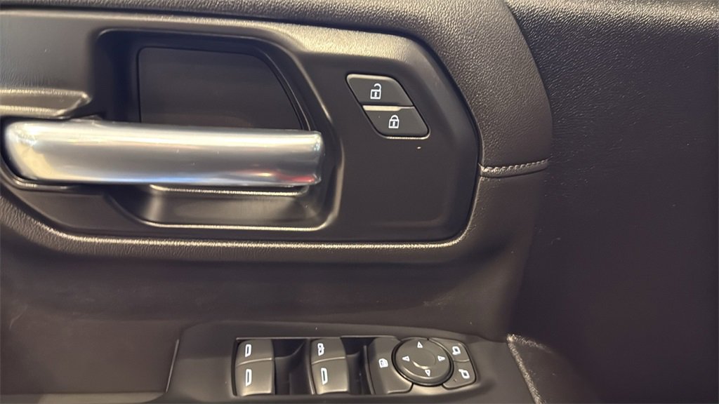 Used 2022 GMC Sierra 2500 SLE w/ SLE Value Package; image 21